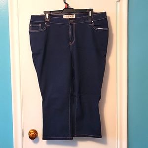 Women's blue Jean capris